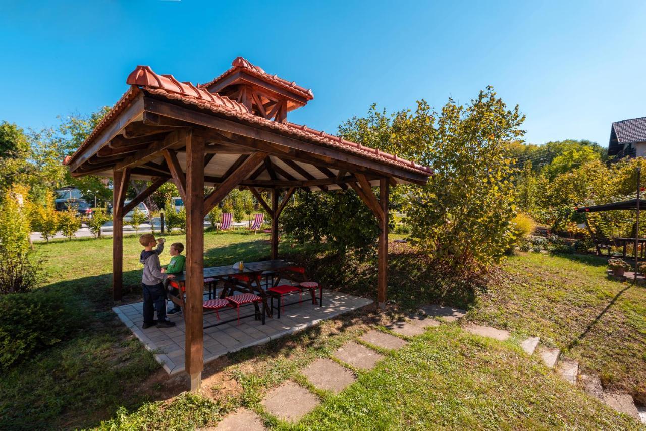 ホテル Kuca Jankovica Vrnjačka Banja エクステリア 写真