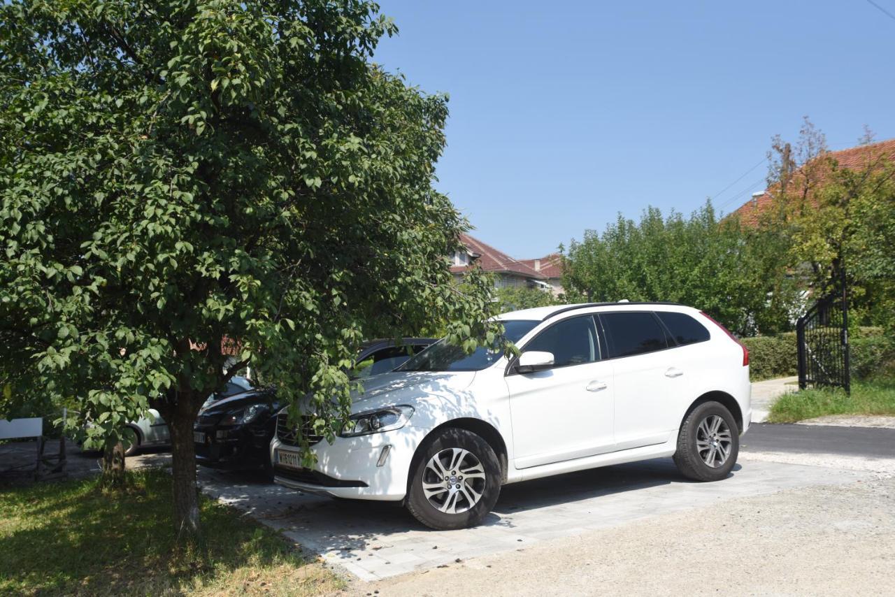 ホテル Kuca Jankovica Vrnjačka Banja エクステリア 写真